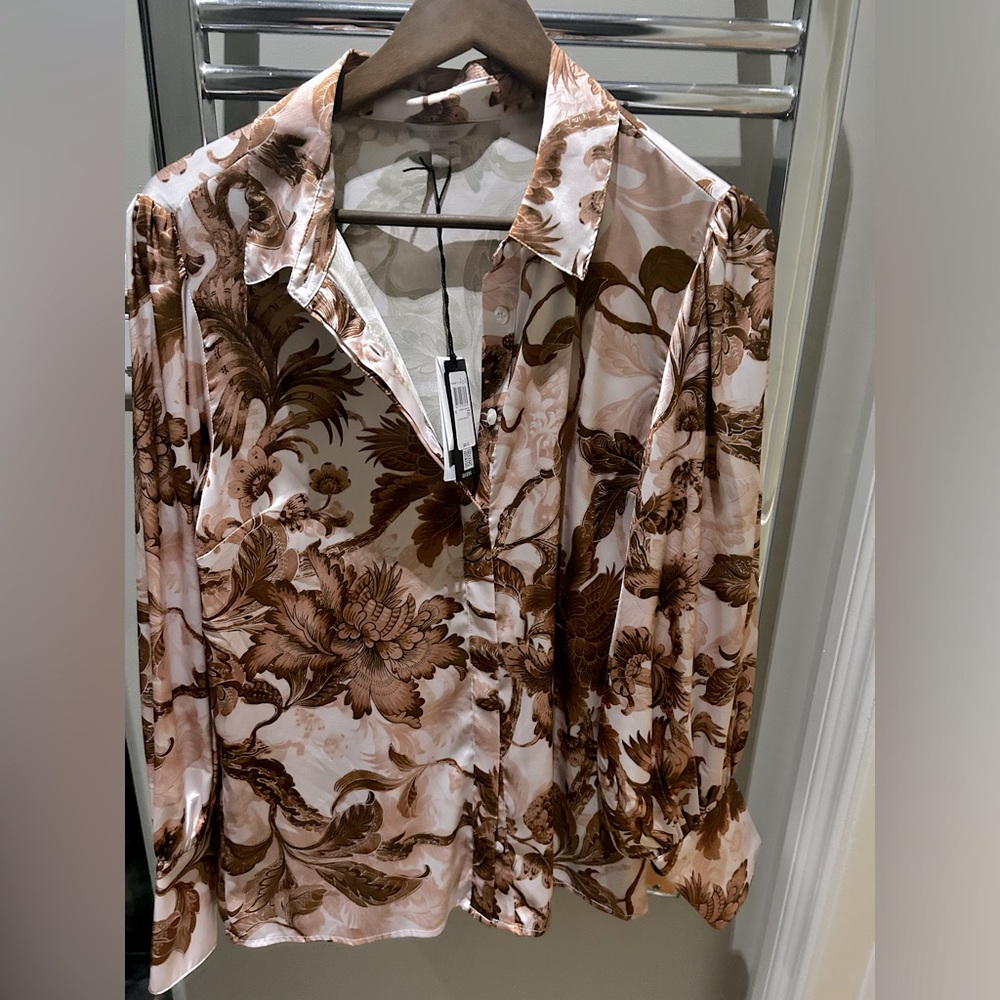 Ladies GUESS Printed Blouse
